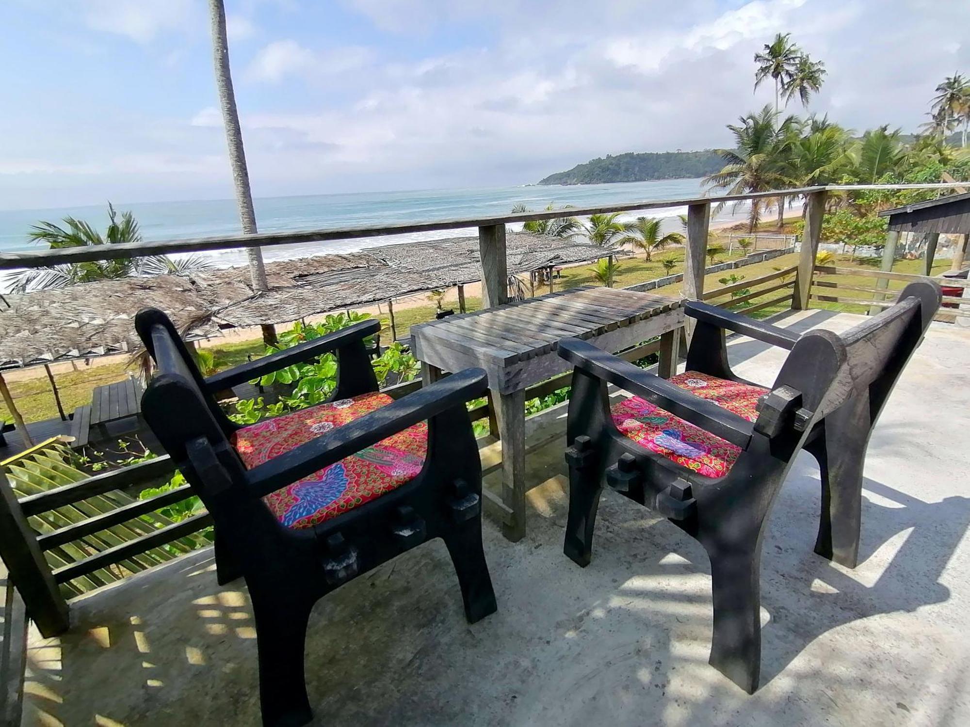 Afro Beach Eco Resort Butre Pokoj fotografie