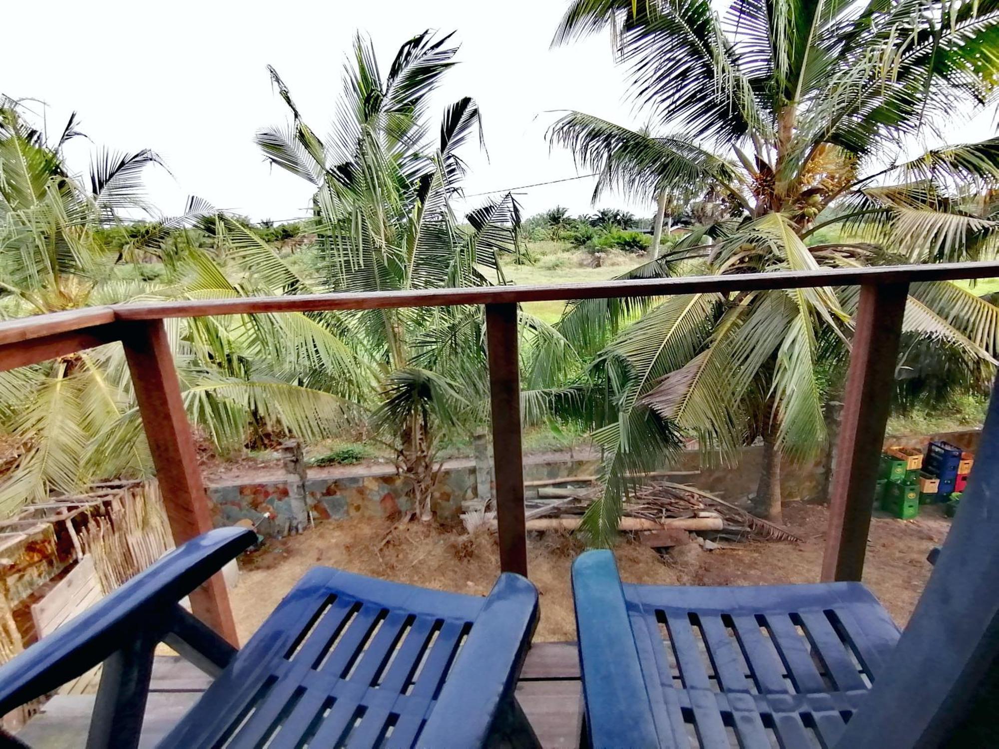 Afro Beach Eco Resort Butre Pokoj fotografie